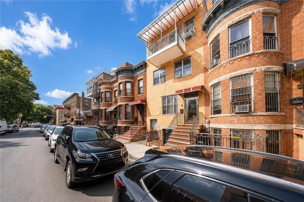 664 51st Street 2A Image 4