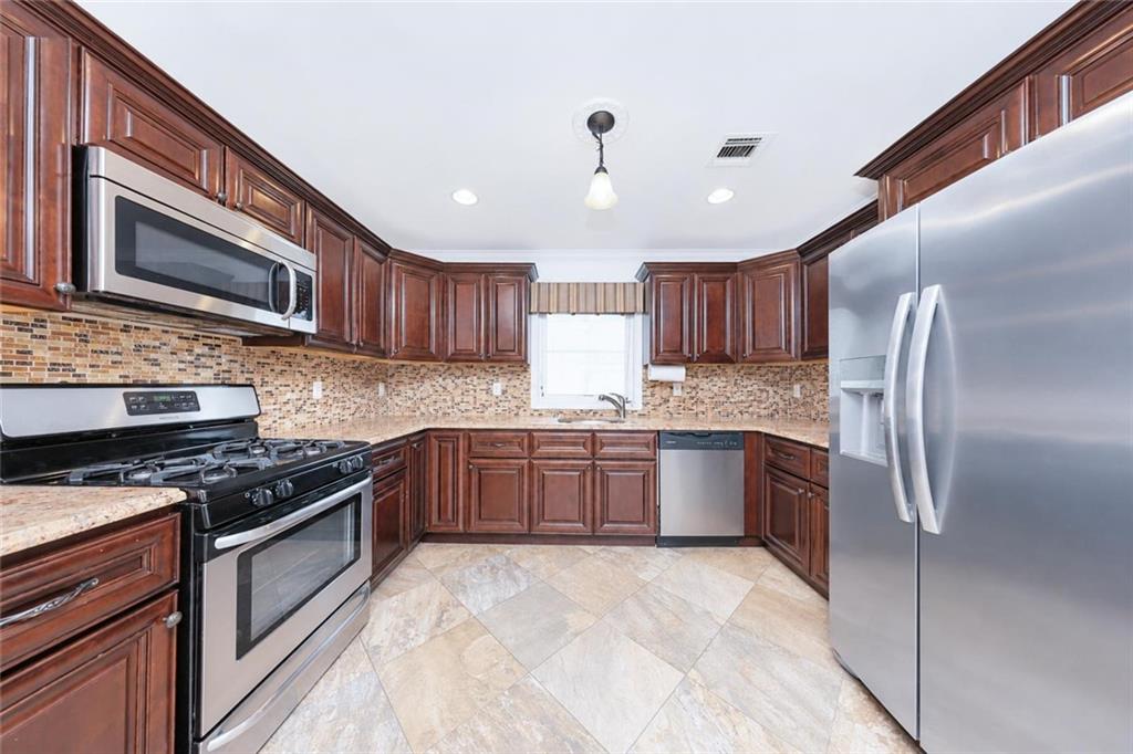 29 Summit Place, Staten  Island, New York, 10312 image 25