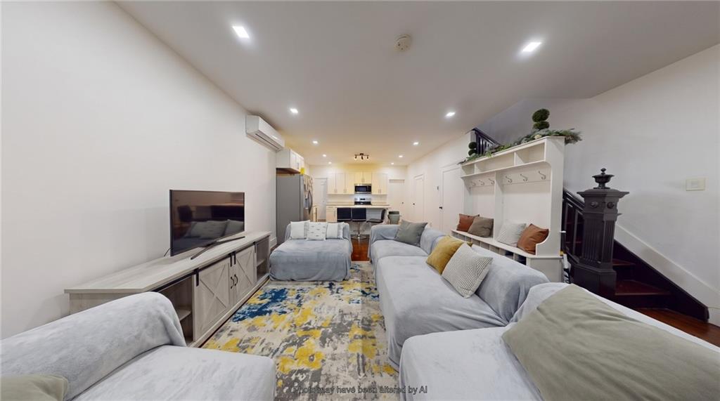 9415 Farragut Road Image 5