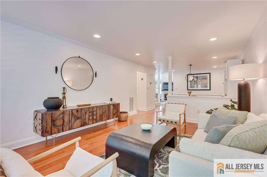403 Somerset Court, South Brunswick, NJ, 08540 image 7
