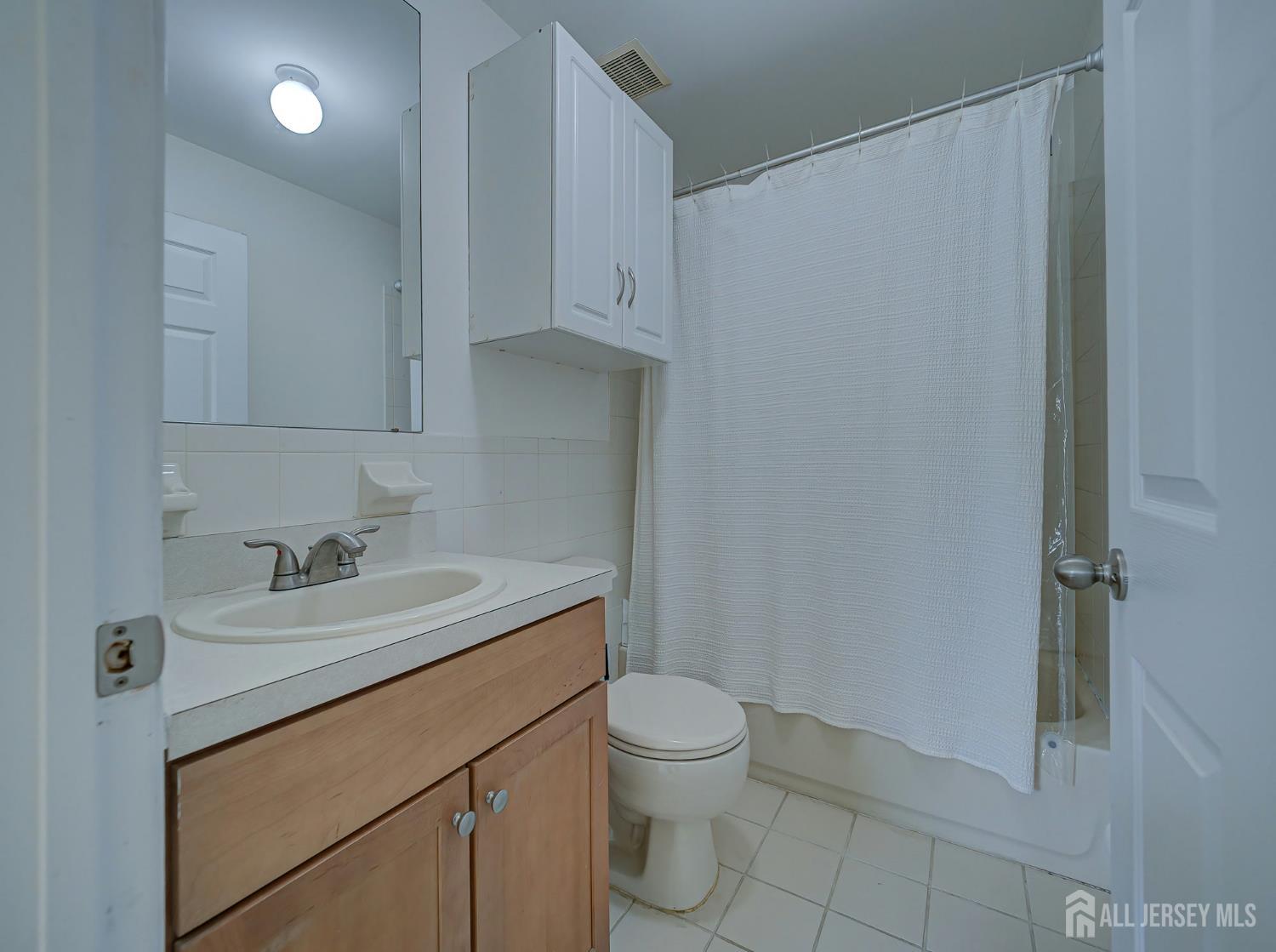518 Great Beds Court, Perth Amboy, NJ, 08861 image 19
