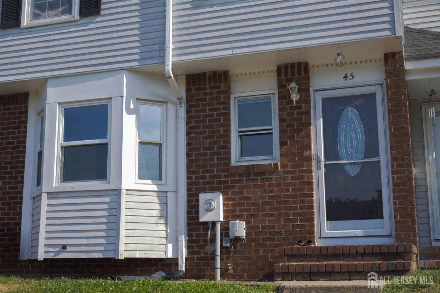 45 Astor Court Image 2