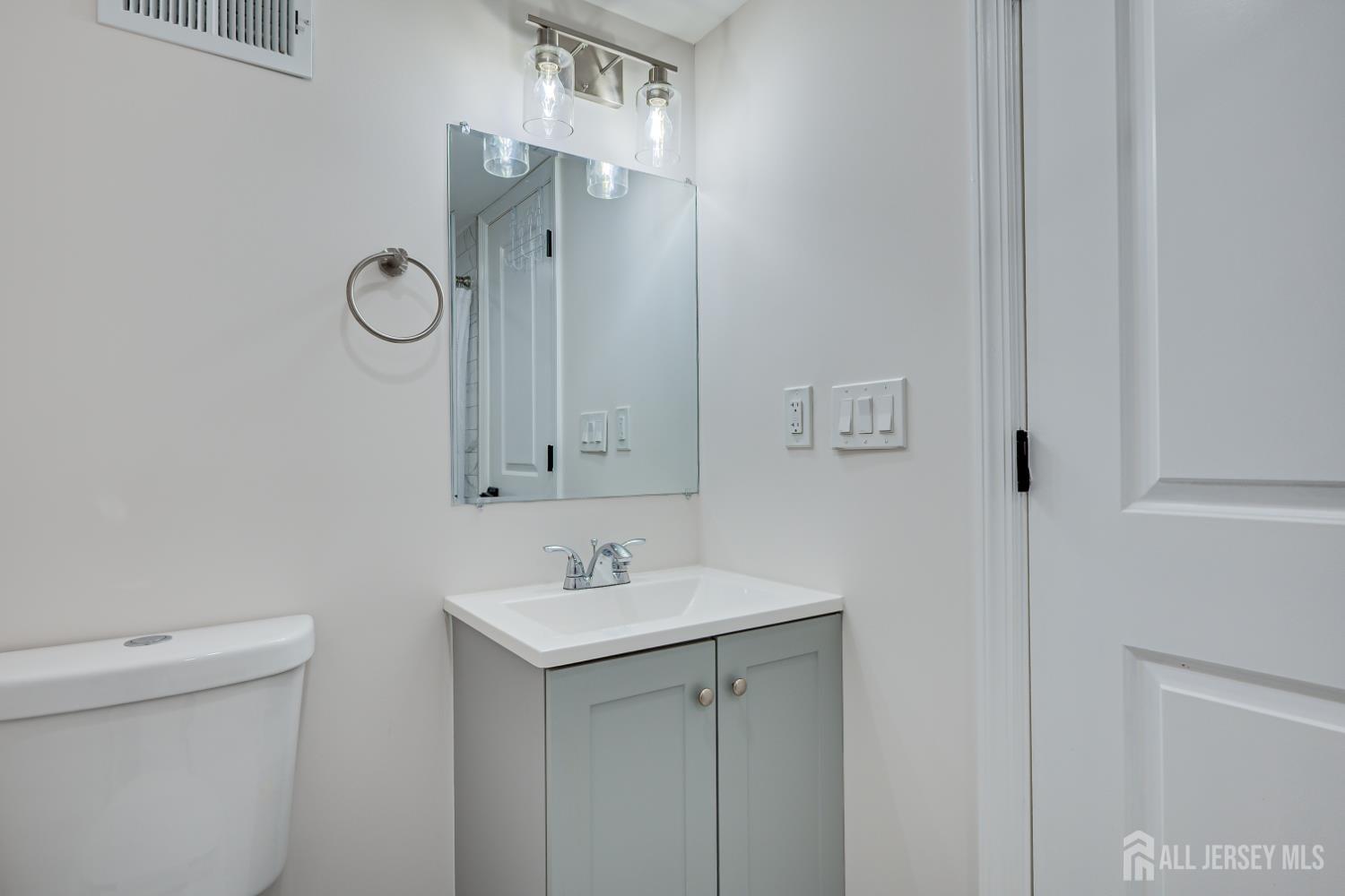34 James Place, Metuchen, NJ, 08840 image 33