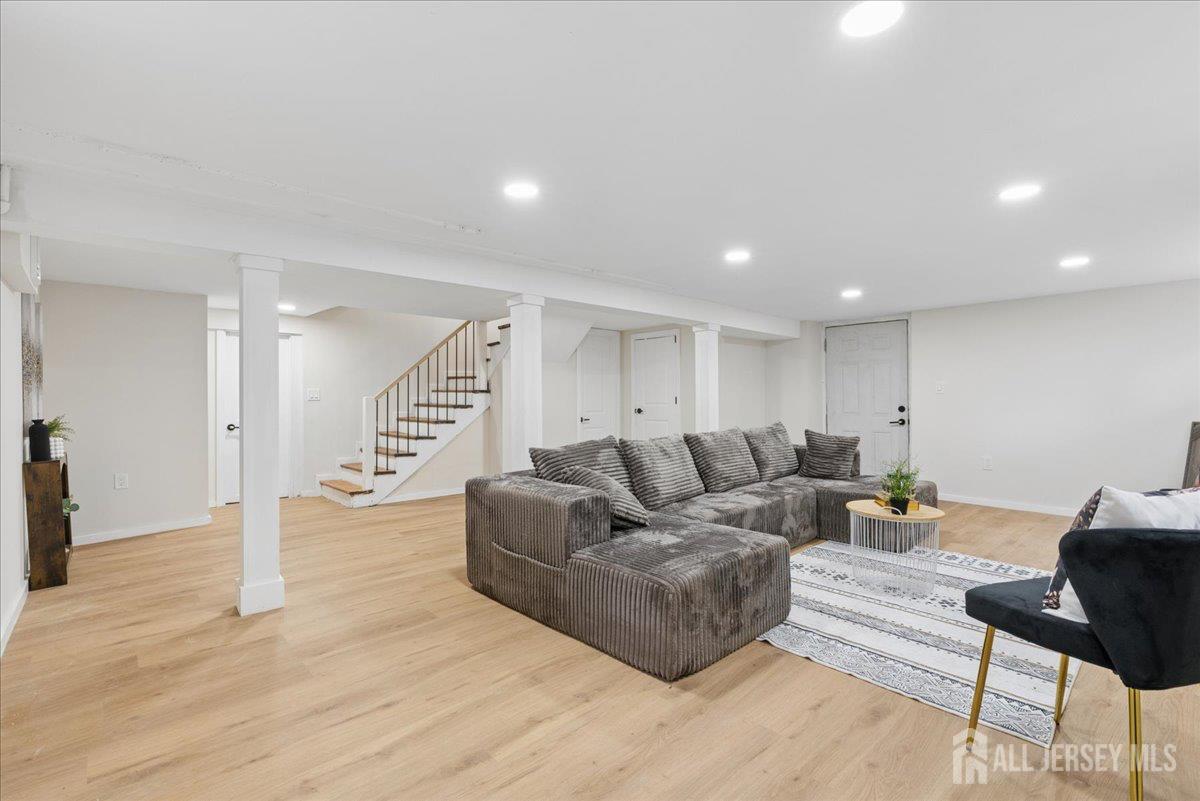 91 Lawrence Avenue, Highland Park, NJ, 08904 image 25