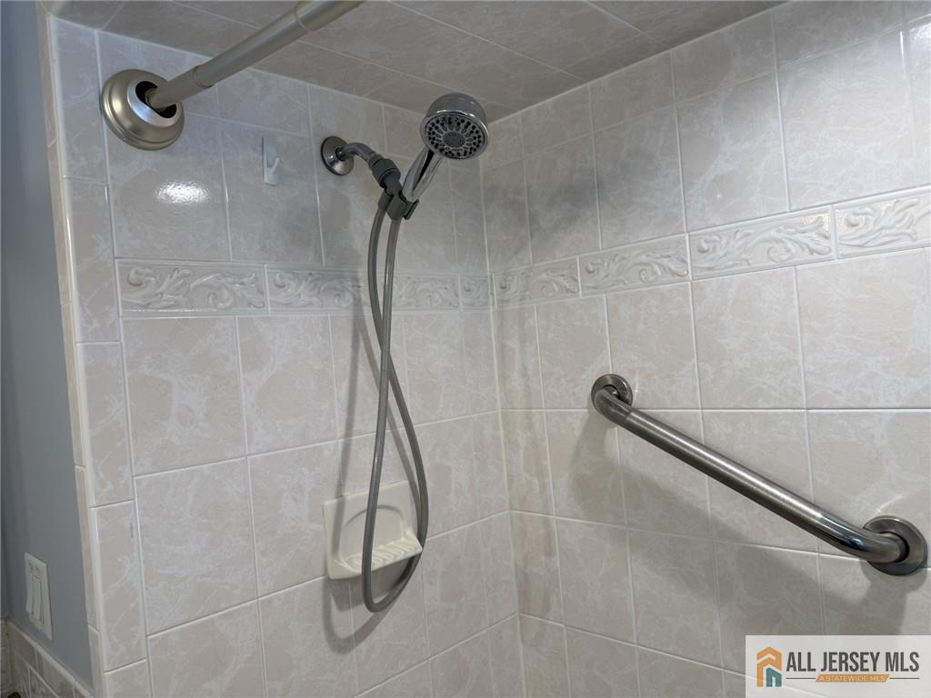 170 Prospect Avenue, Edison, NJ, 08817 image 23