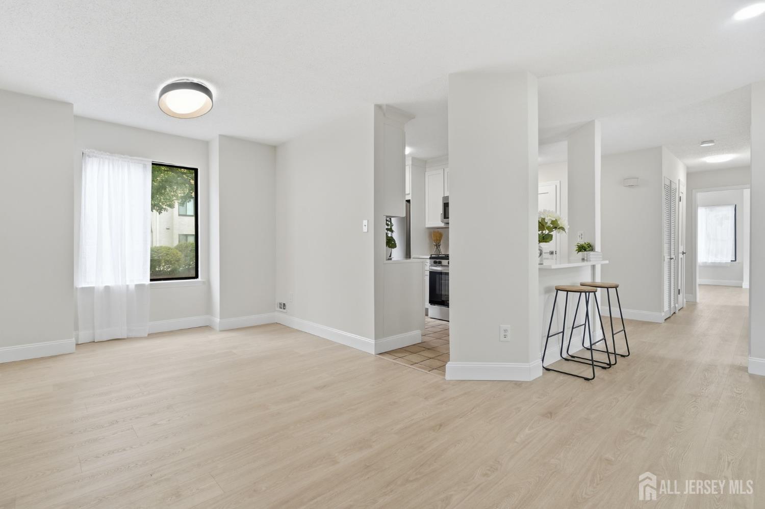 93 Gate House Lane, Edison, NJ, 08820 image 14