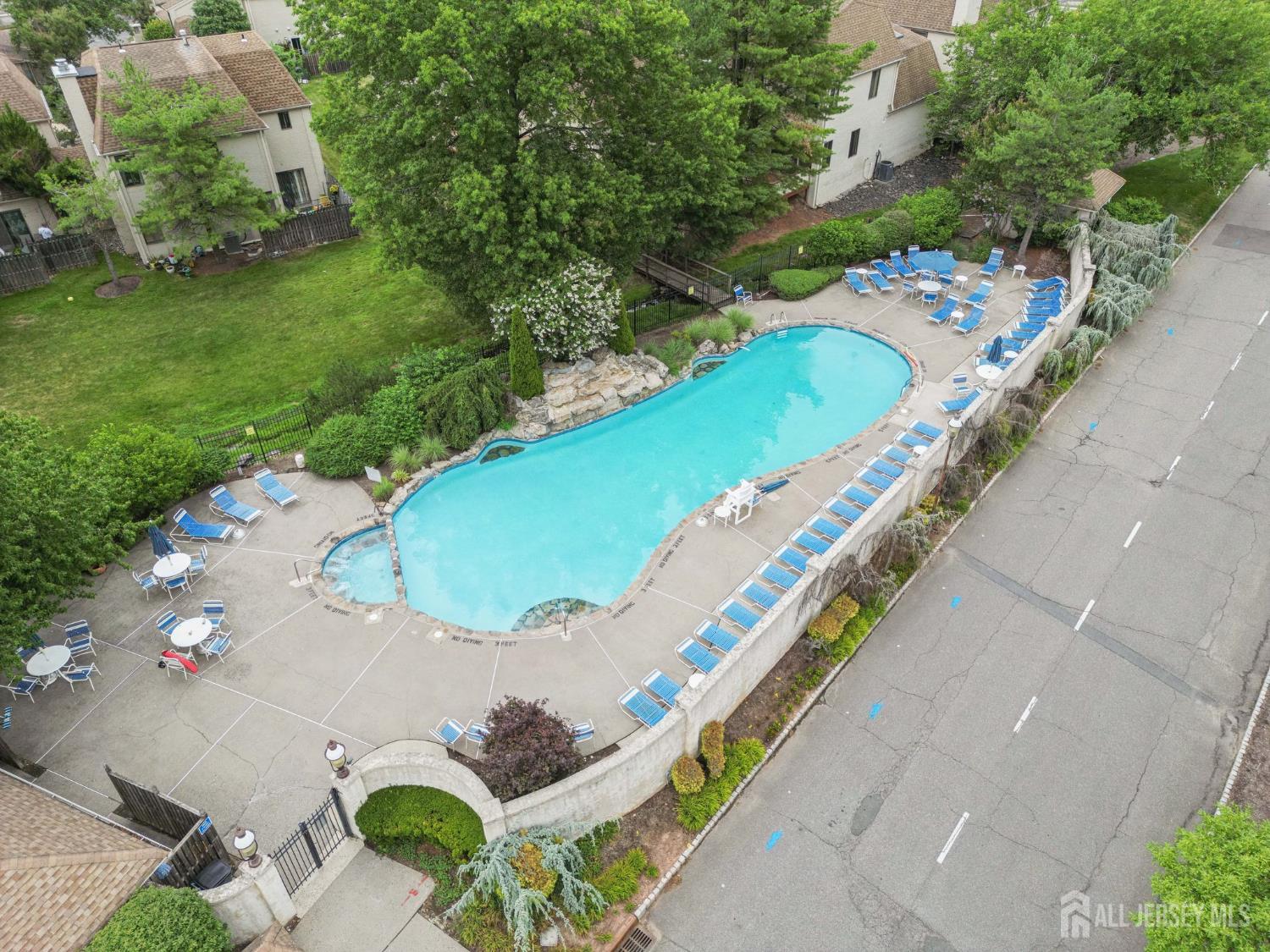 93 Gate House Lane, Edison, NJ, 08820 image 38