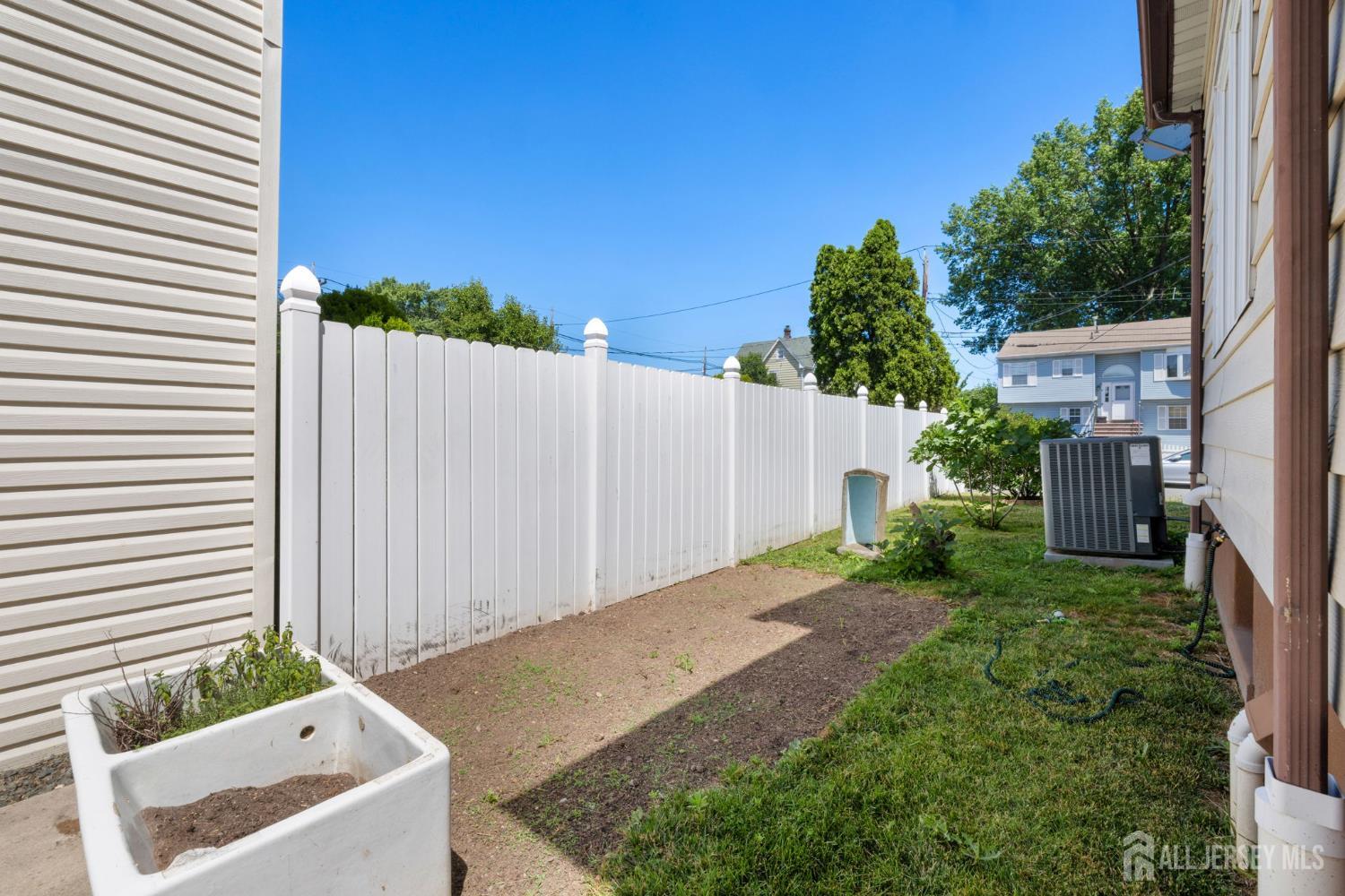 12 Linden Street, Woodbridge Proper, NJ, 08863 image 27