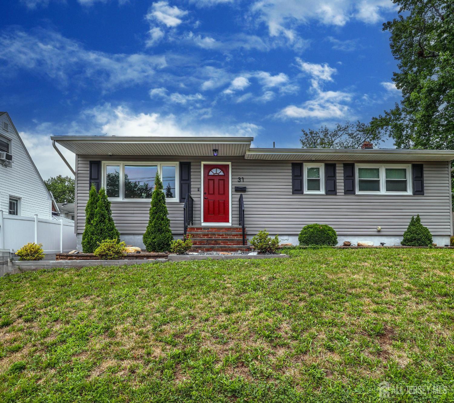 31 Woodview Avenue Image 1