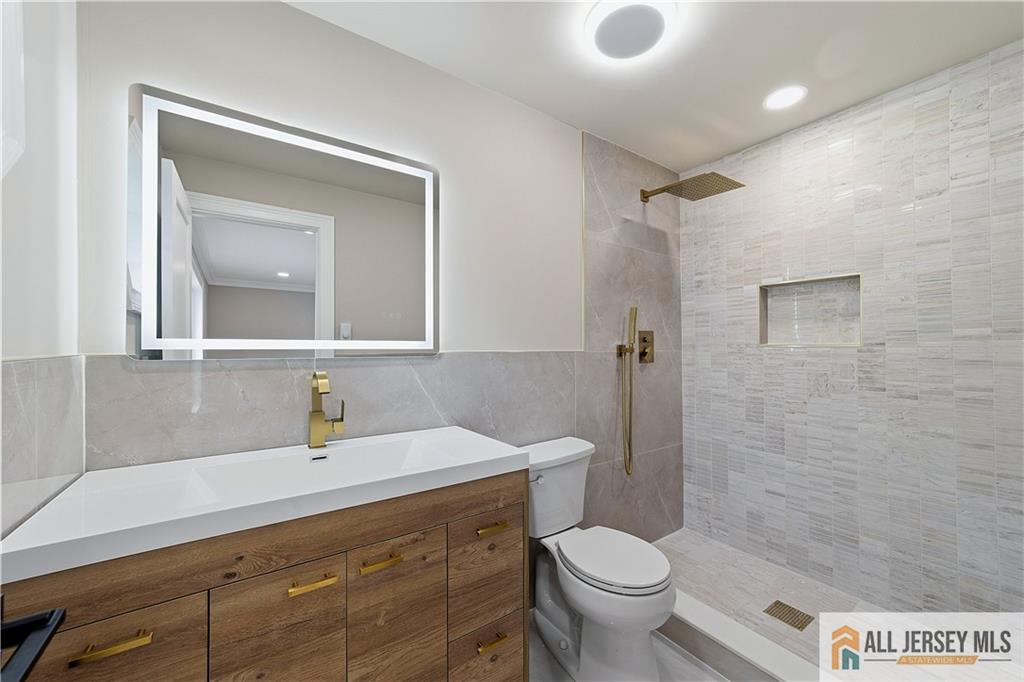 66 Essex Road 66B, Monroe, NJ, 08831 image 17