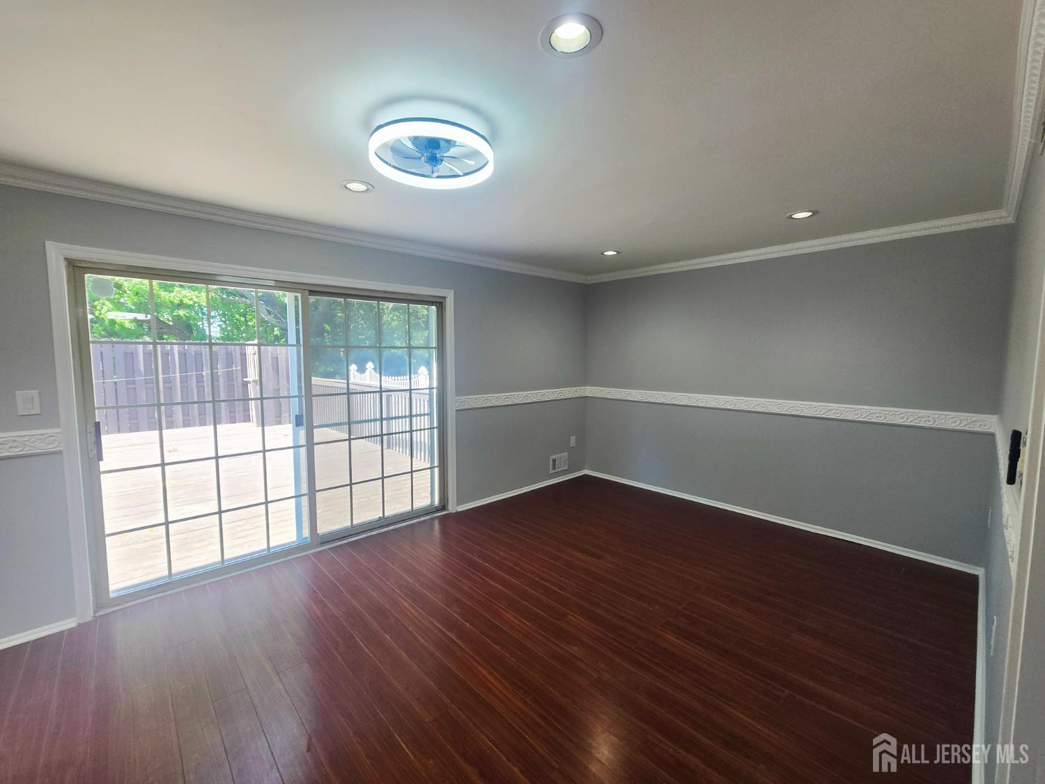45 Astor Court Image 5