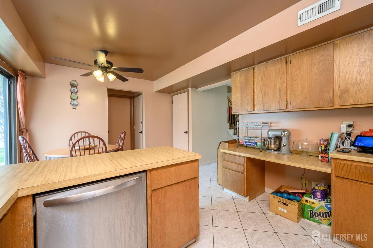 20 Snowdrift Lane, Howell, NJ, 07731 image 13