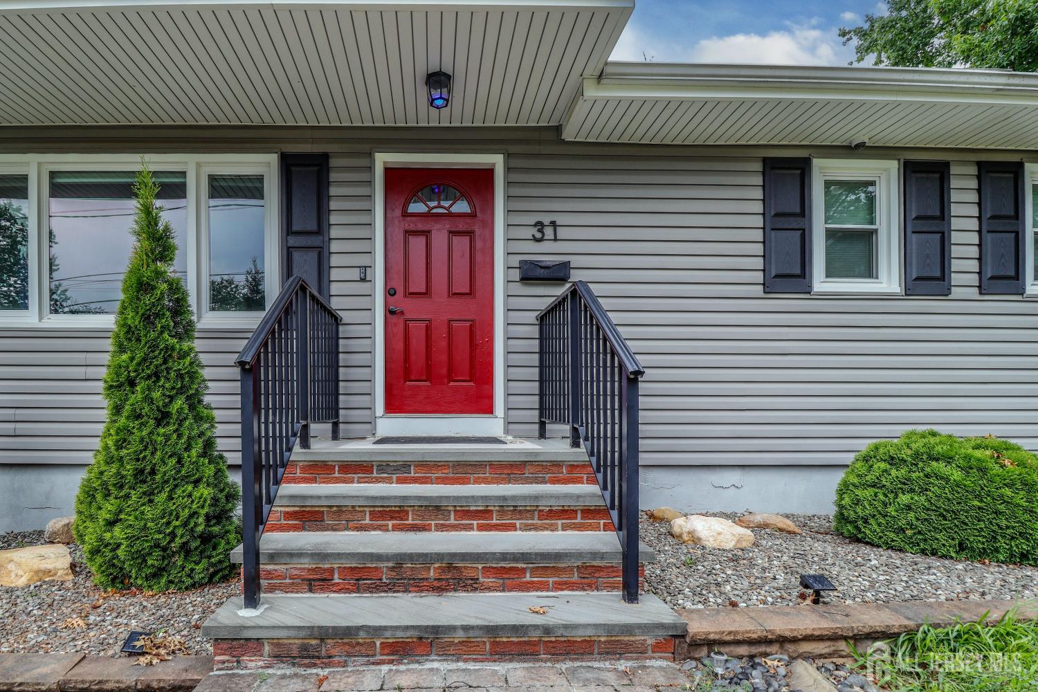31 Woodview Avenue Image 2