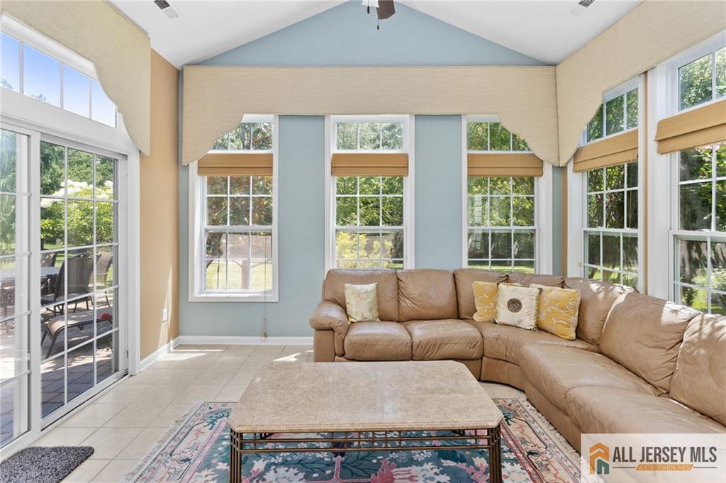 41 Draw Bridge Drive, Monroe, NJ, 08831 image 9