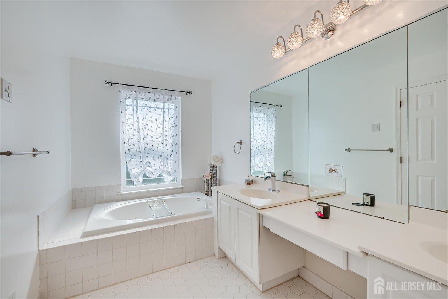 2 Devon Drive, East Brunswick, NJ, 08816 image 17