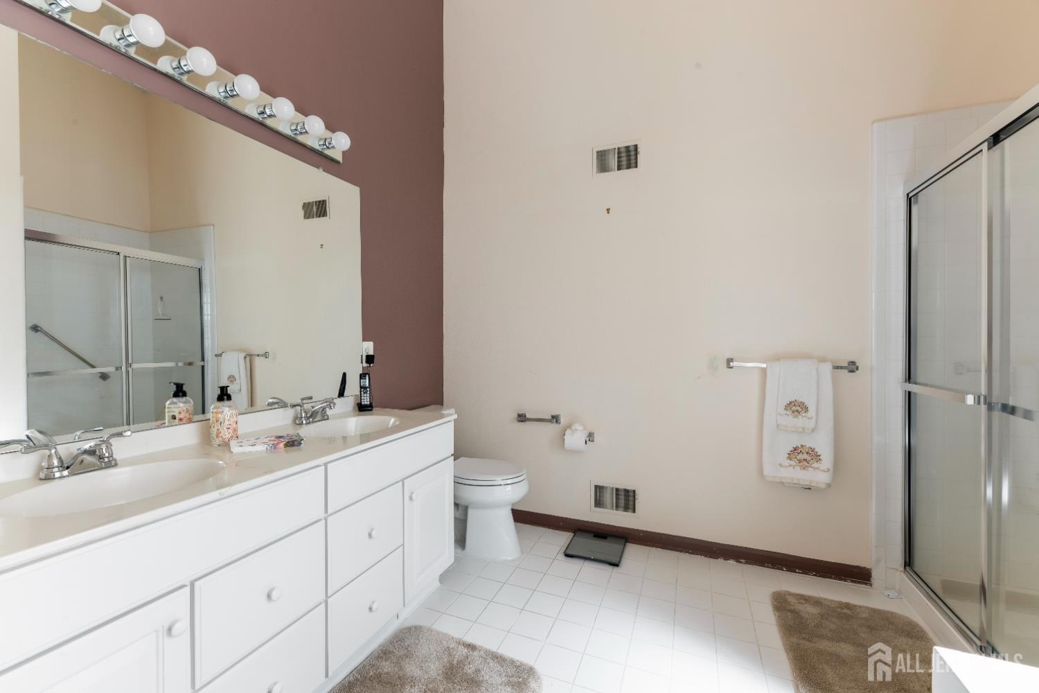 9 Westminster Drive, Monroe, NJ, 08831 image 20