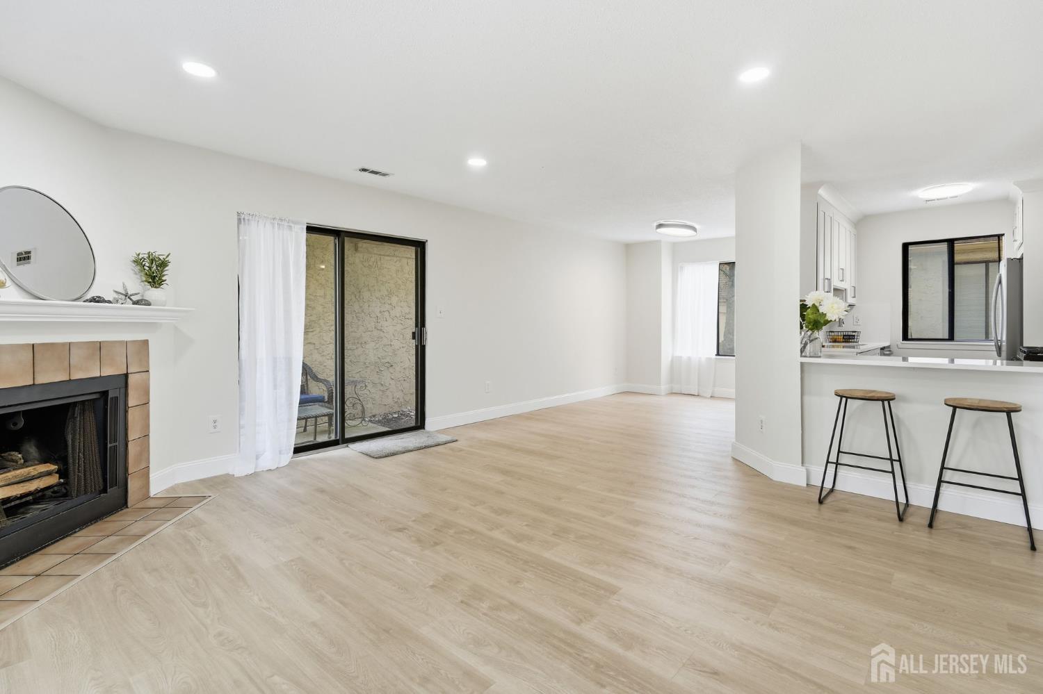 93 Gate House Lane, Edison, NJ, 08820 image 7