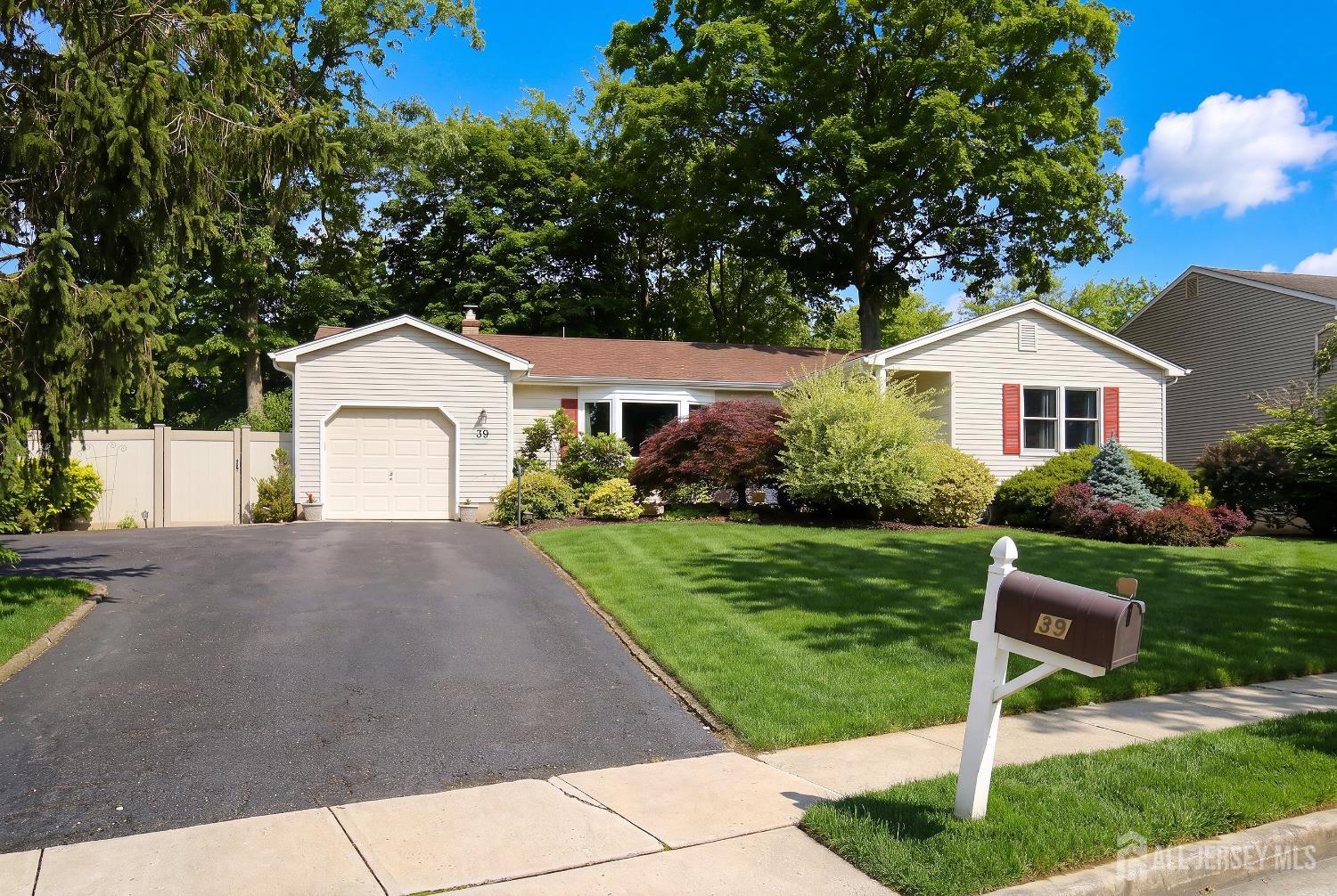 39 McFadden Drive, Monroe, NJ, 08831 image 35