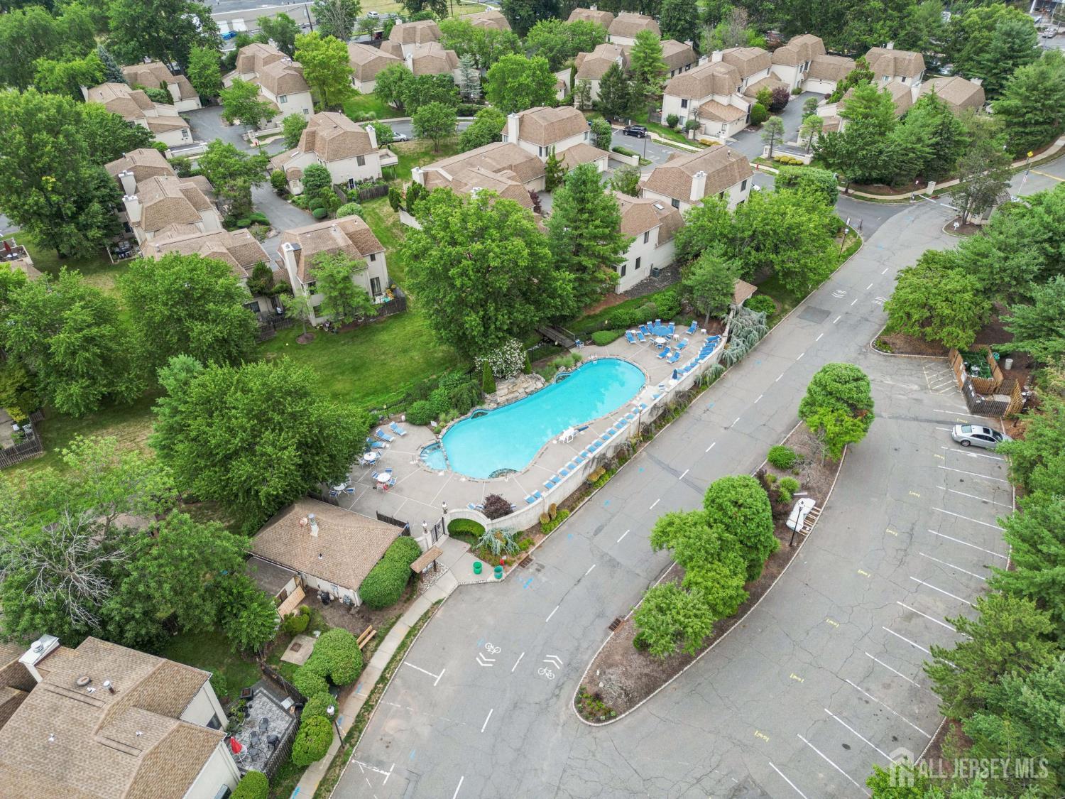 93 Gate House Lane, Edison, NJ, 08820 image 40