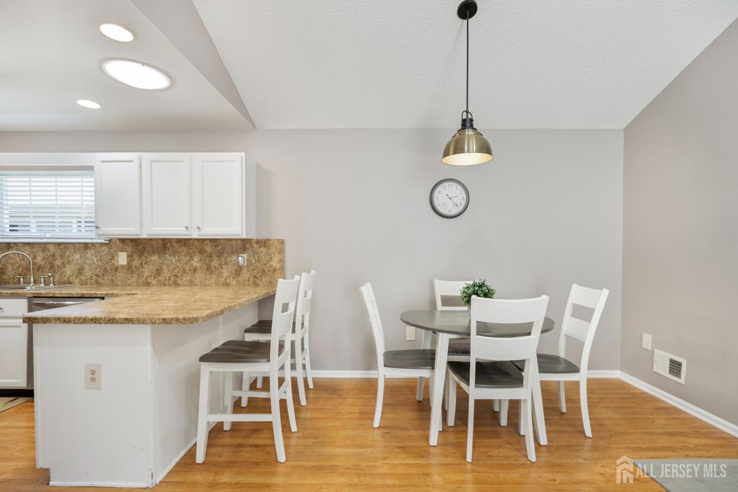 212 N Pondview Boulevard, Monroe, NJ, 08831 image 18