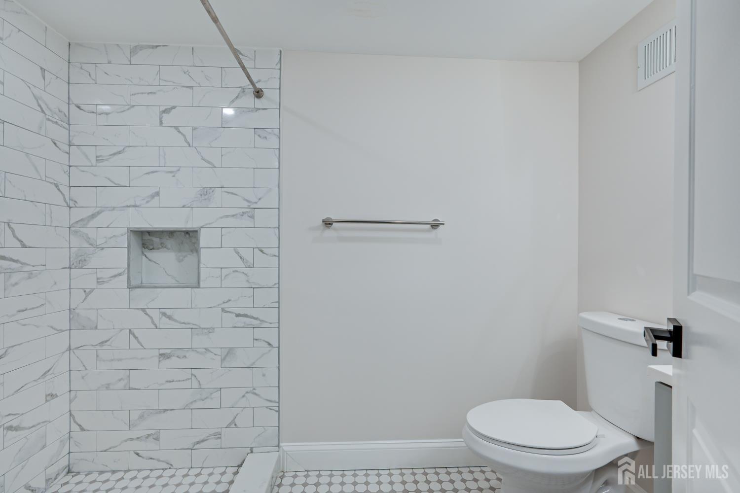 34 James Place, Metuchen, NJ, 08840 image 32