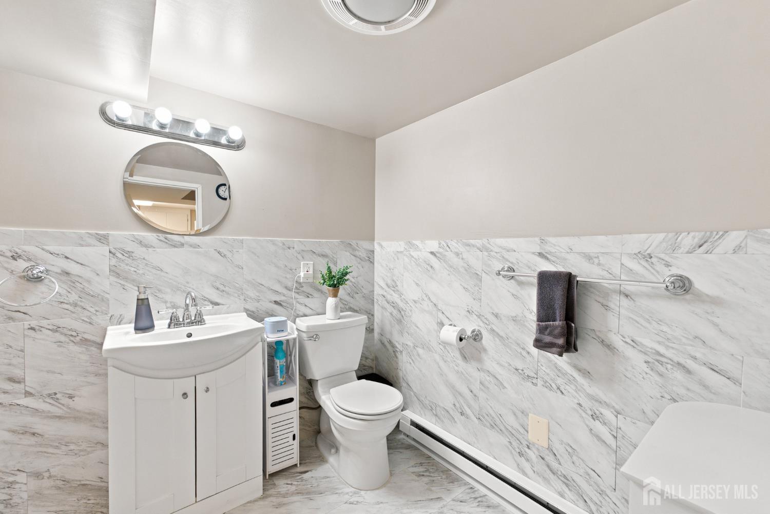 2697 Woodbridge Avenue, Edison, NJ, 08817 image 24