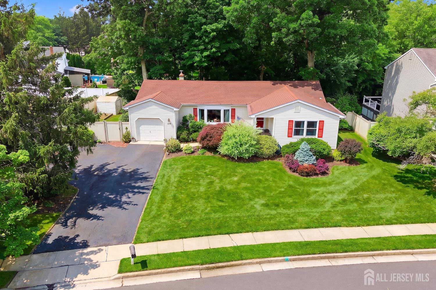 39 McFadden Drive Image 1