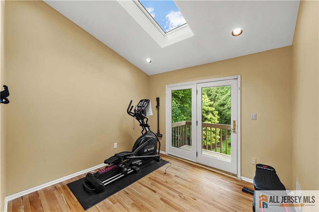 6 Limoli Court, Edison, NJ, 08820 image 30