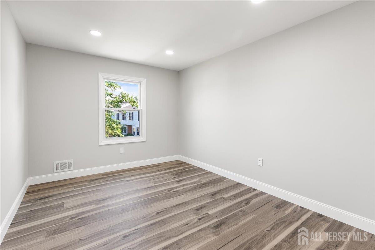 10 BEGONIA Court, Sayreville, NJ, 08872 image 25