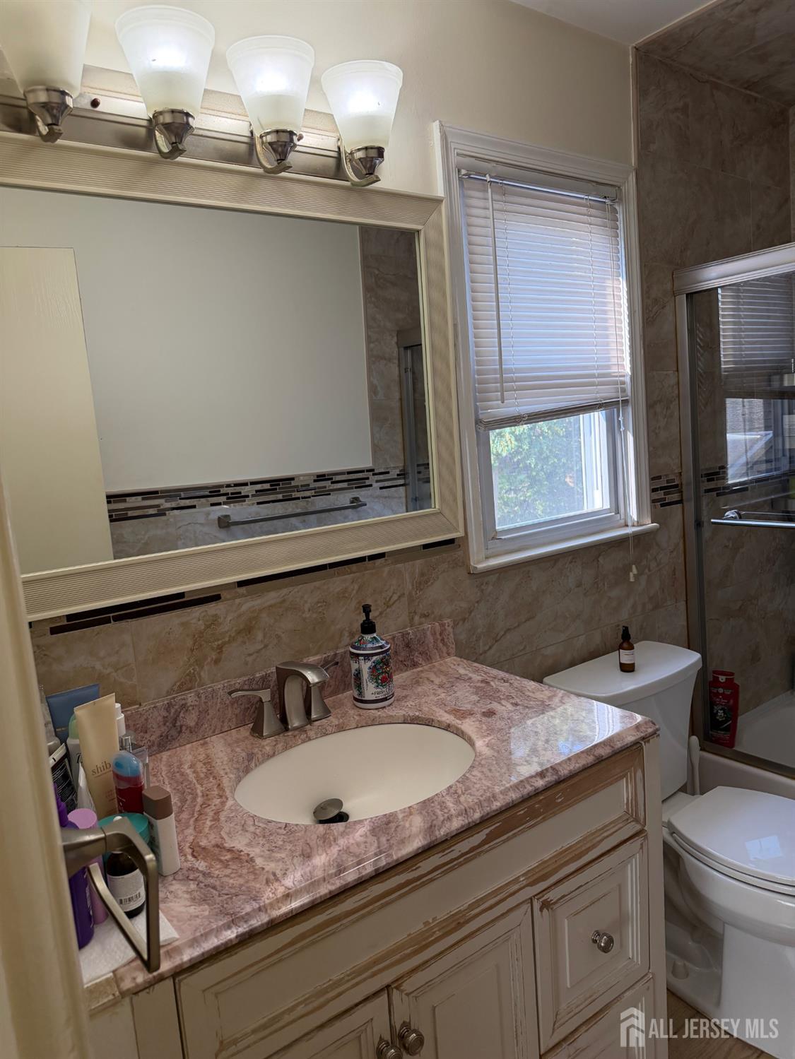 36 Netherwood Circle, Edison, NJ, 08820 image 15