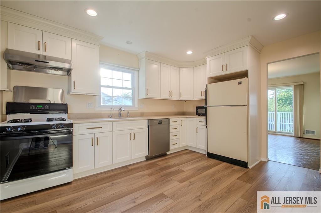 8 Windy Hill Road, Metuchen, NJ, 08840 image 16