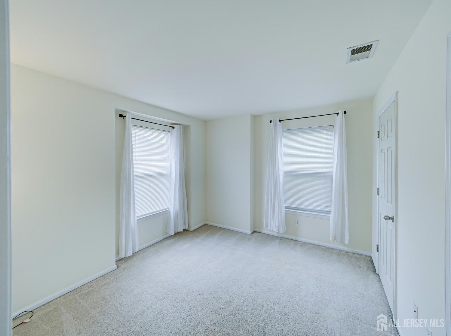 518 Great Beds Court, Perth Amboy, NJ, 08861 image 17