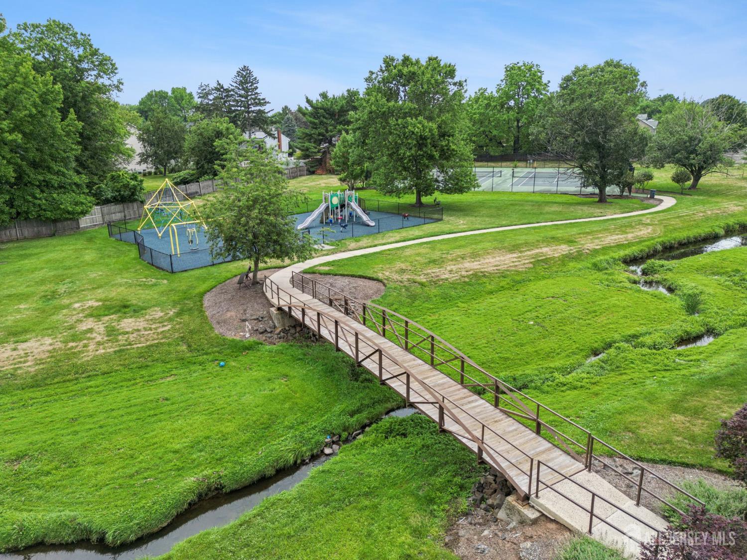 93 Gate House Lane, Edison, NJ, 08820 image 34
