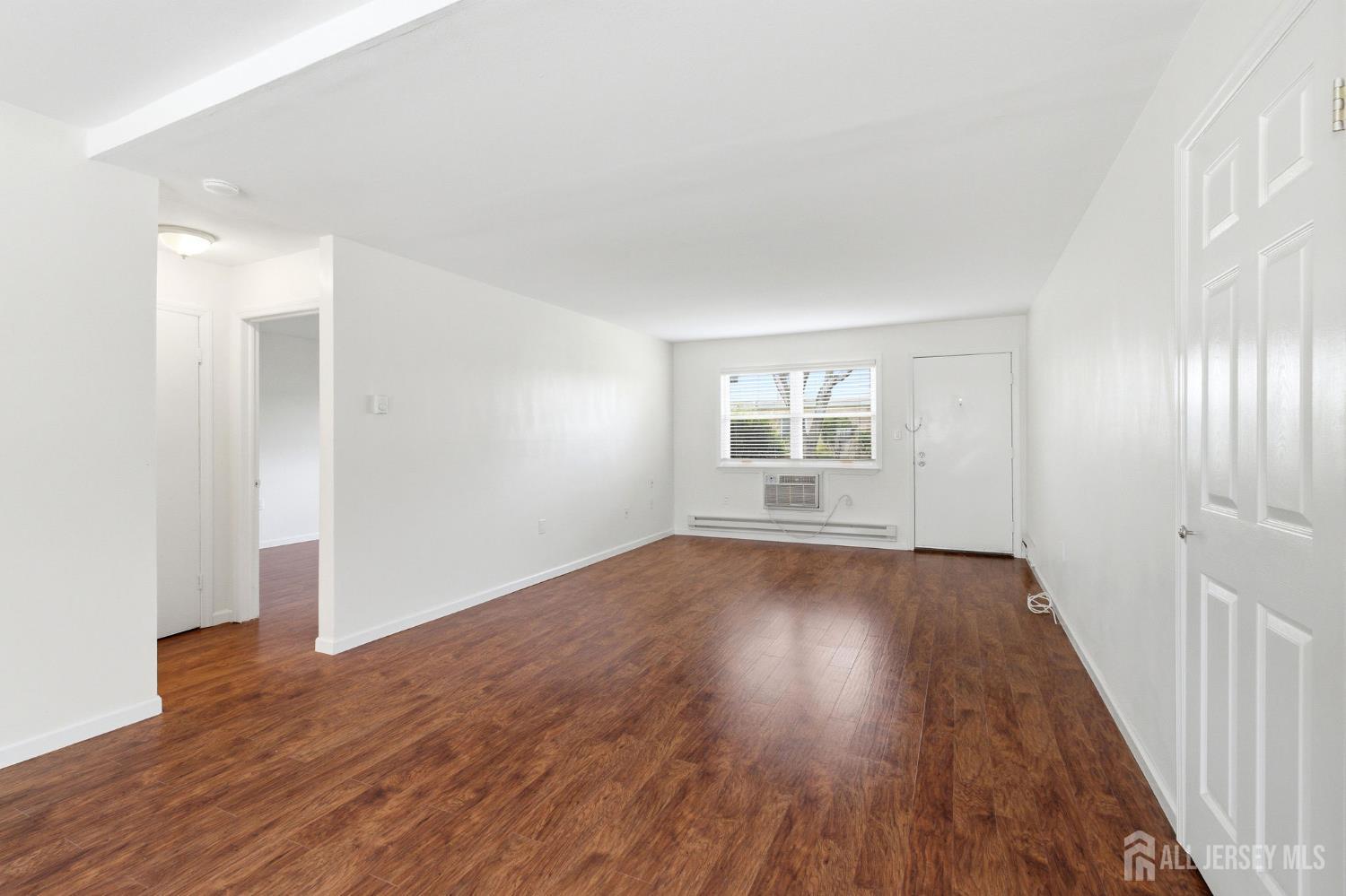 89 white Street c, Eatontown, NJ, 07724 image 13
