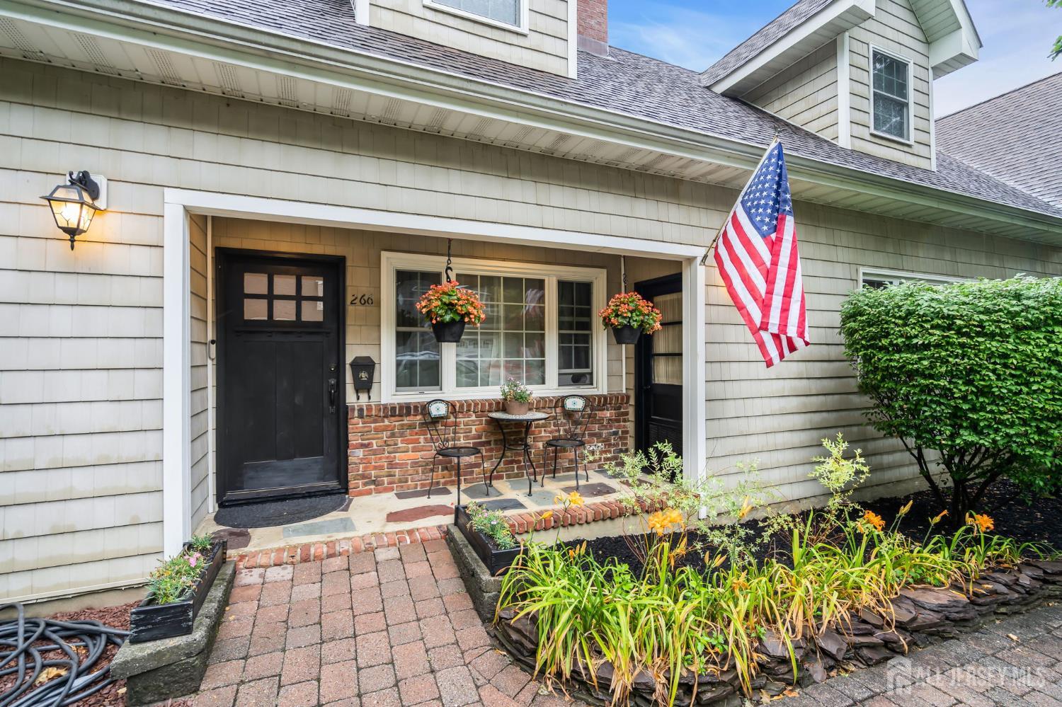 266 Orchard Avenue Image 4