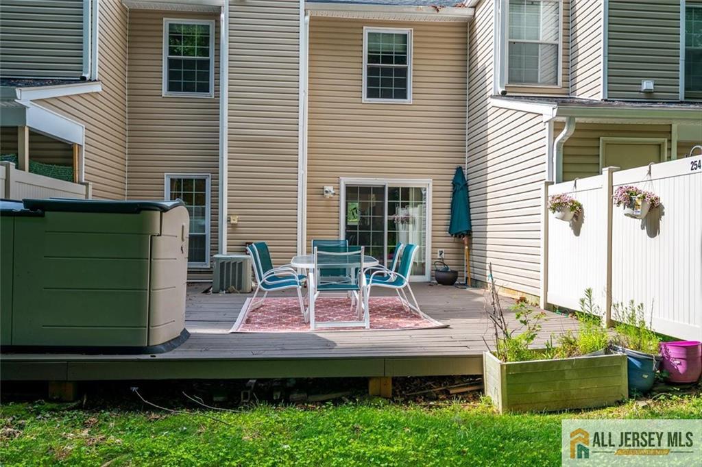254 Teasdale Place, Morganville, NJ, 07751 image 26