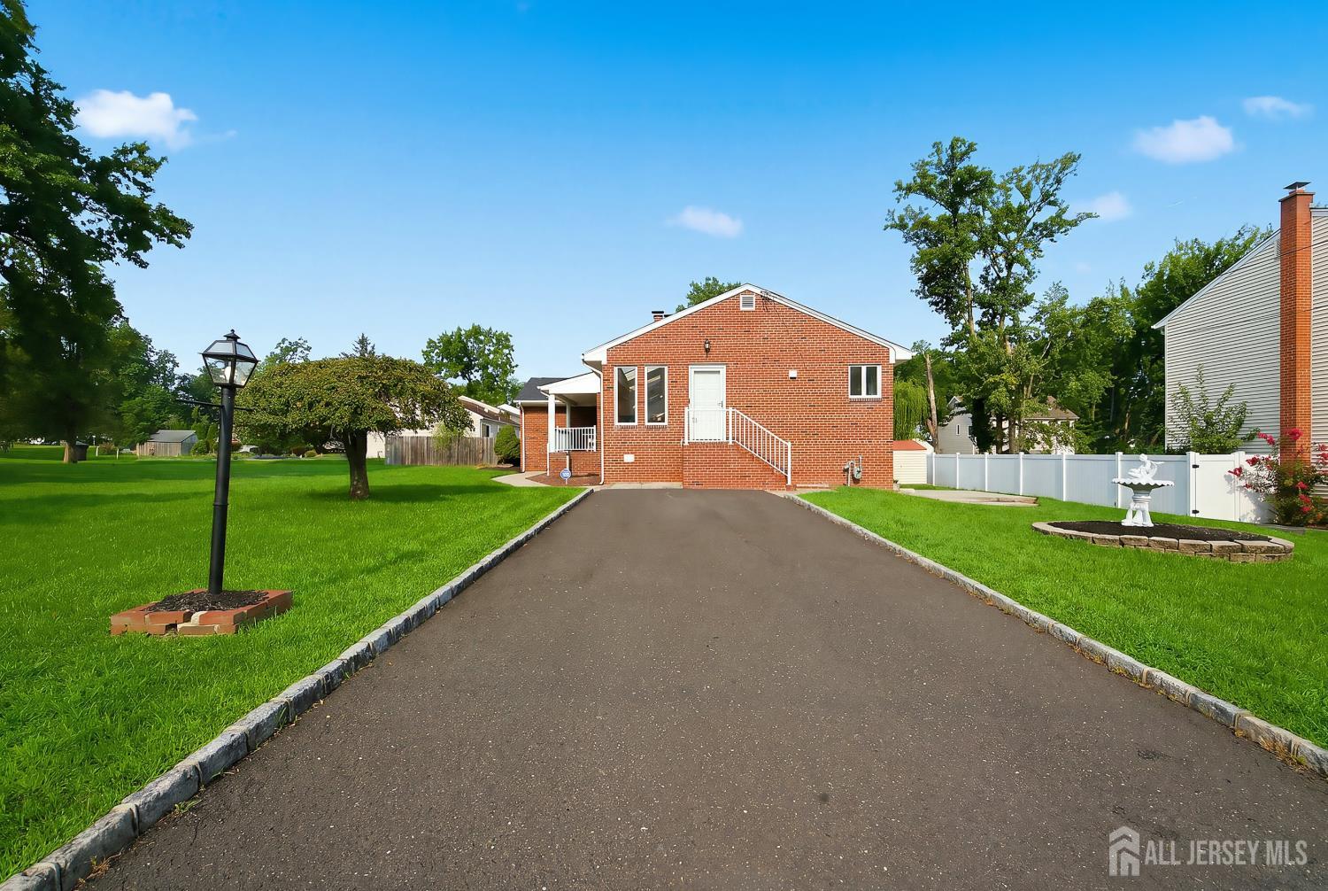 189 Kensington Avenue Image 4