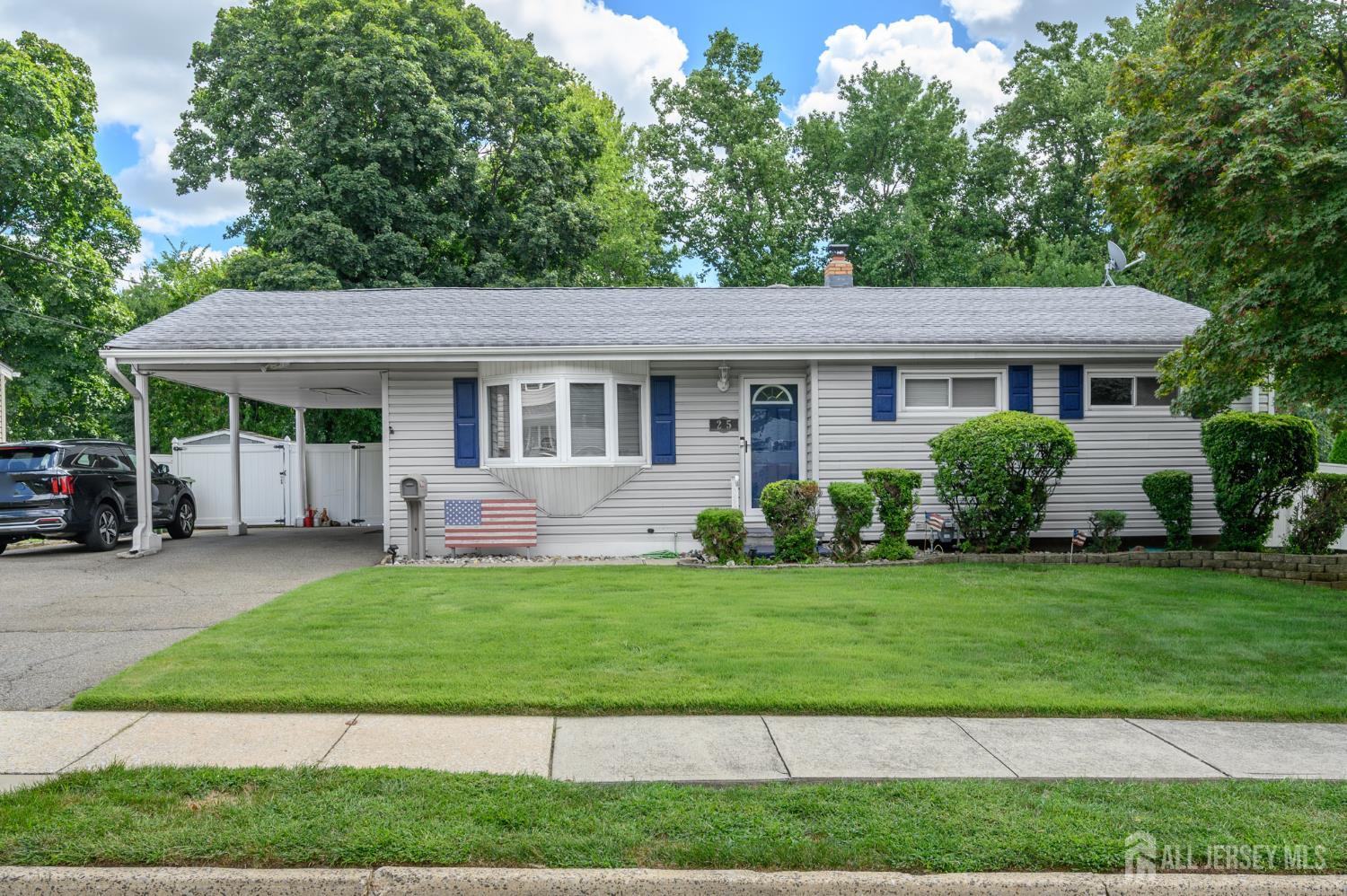 25 Brookside Road, Edison, NJ, 08817