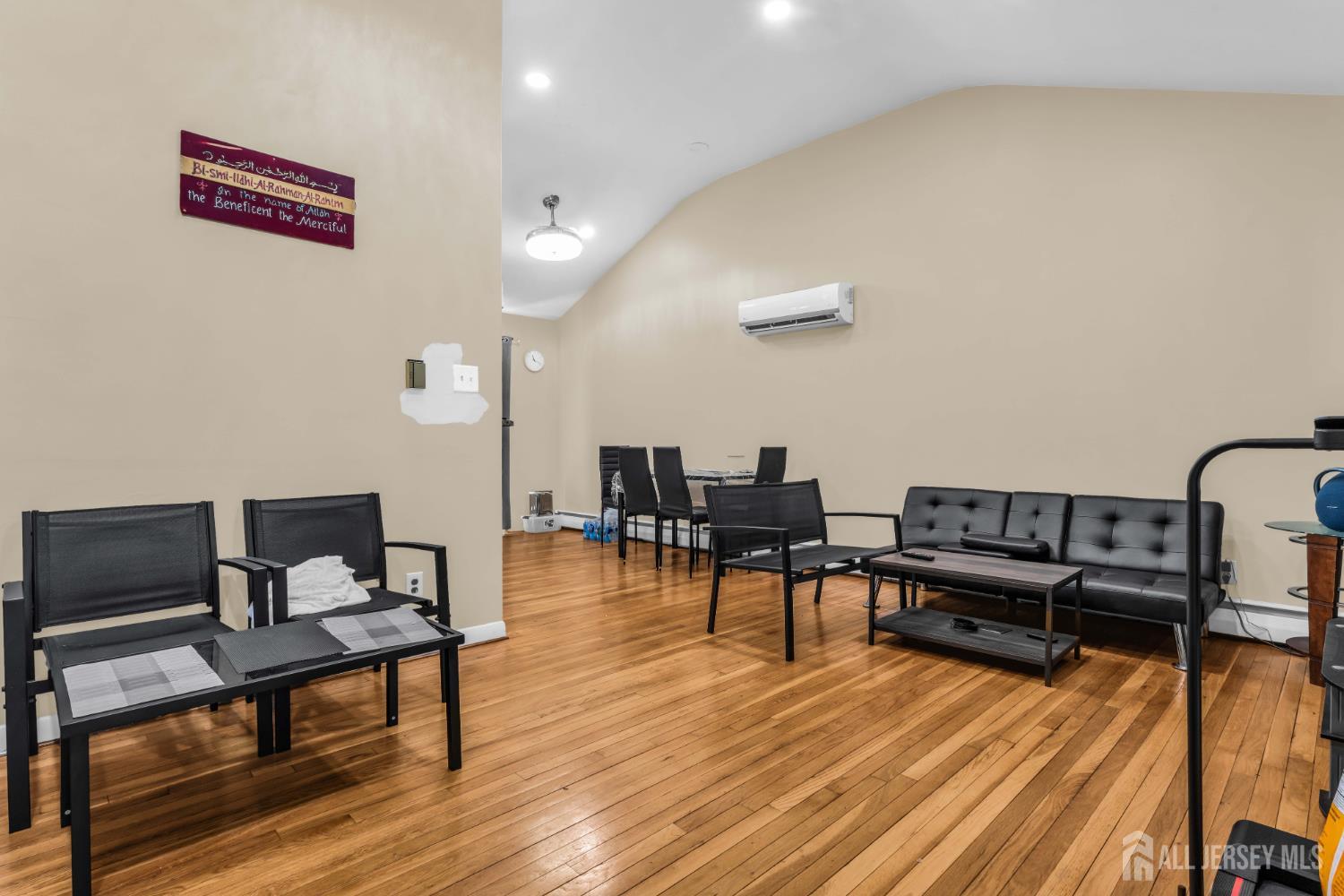 38 Jackson Avenue Image 5