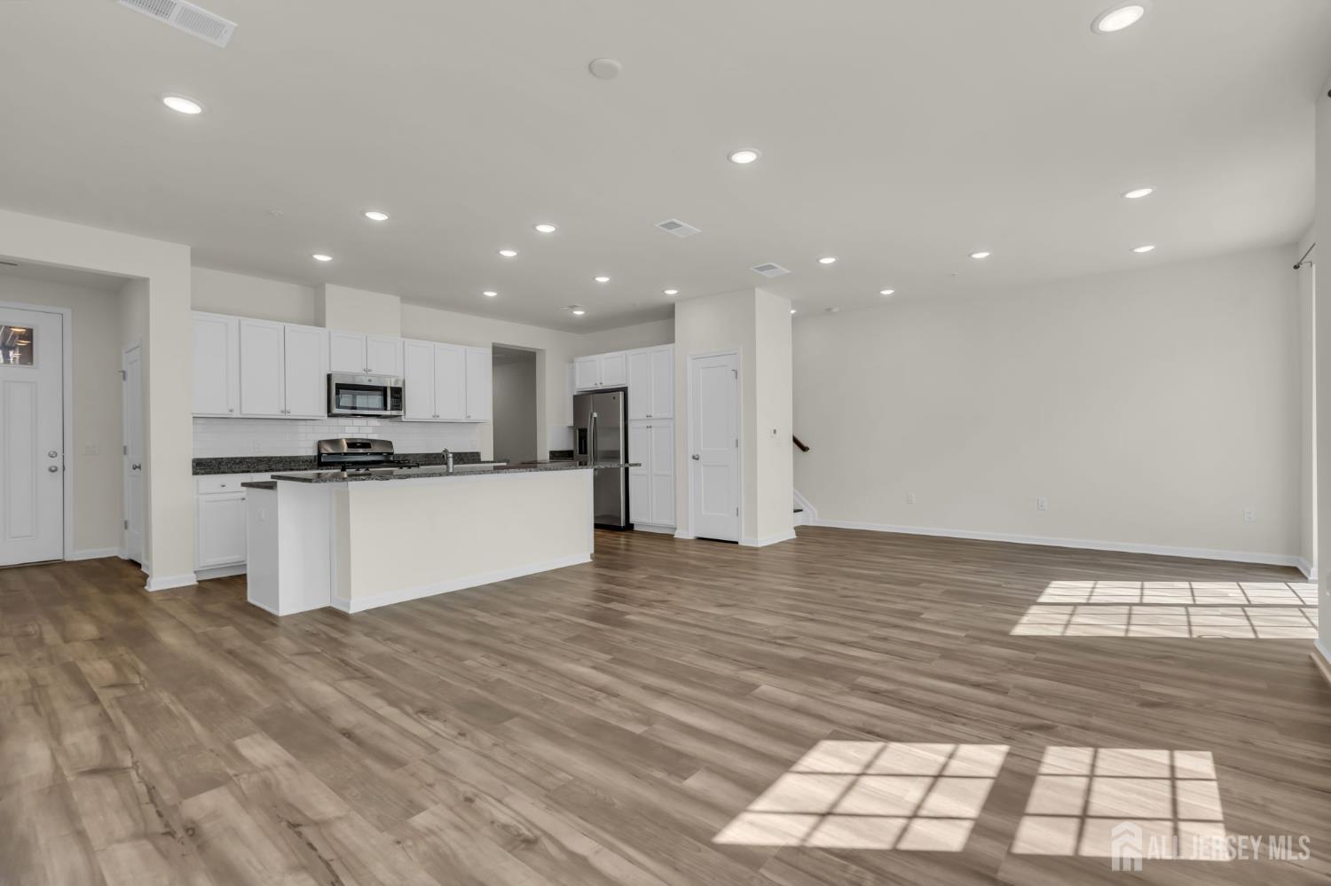 734 Station Road, Dunellen, NJ, 08812 image 13