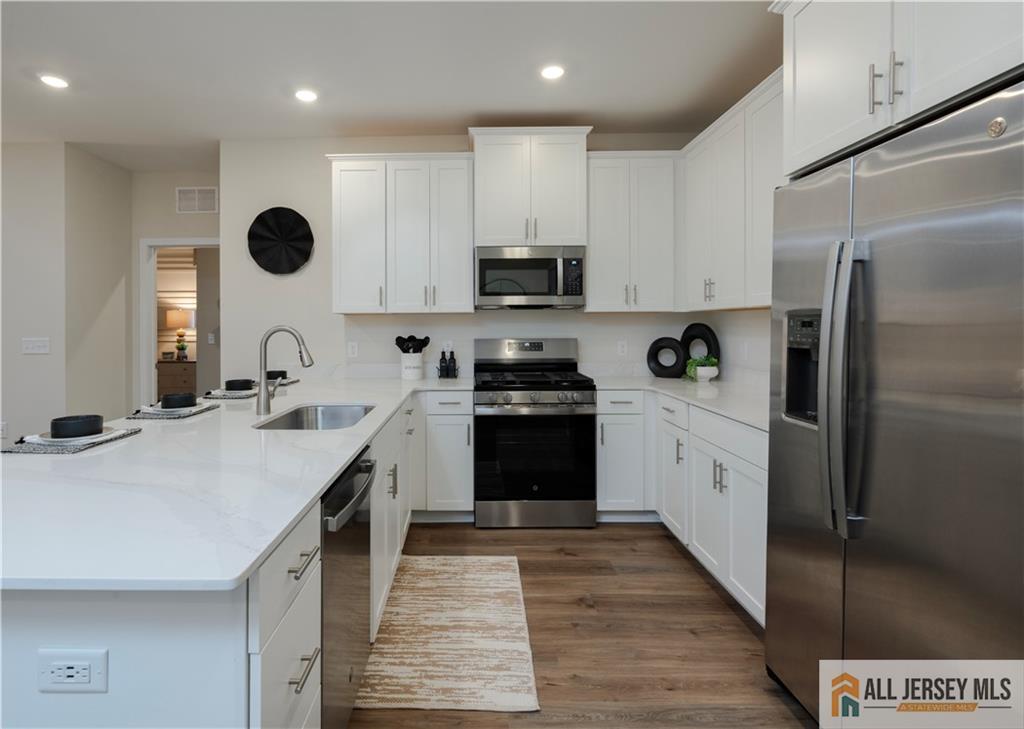 29303 Radford Court Image 3