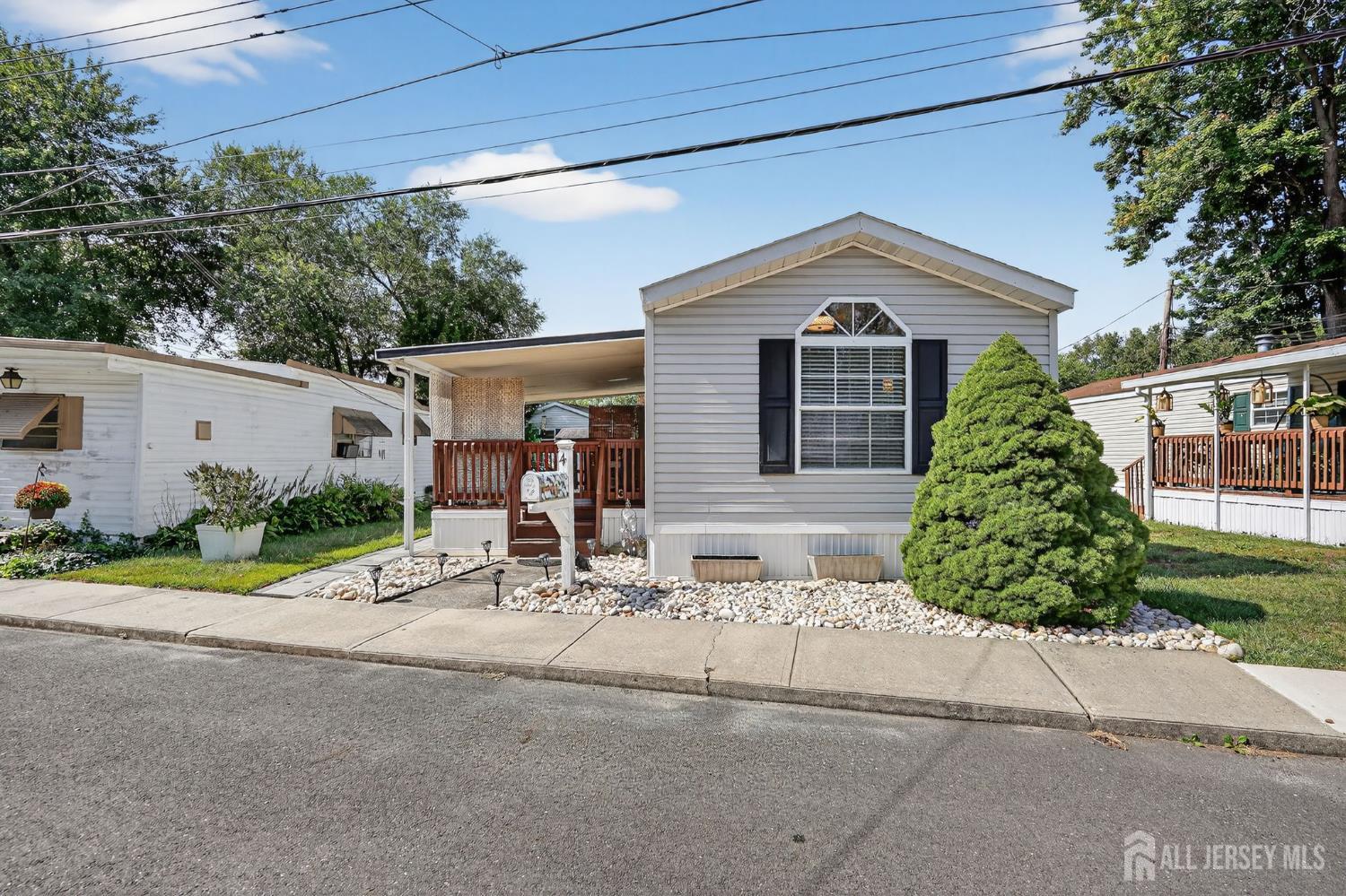 4 South Drive, East Windsor, NJ, 08520 image 26