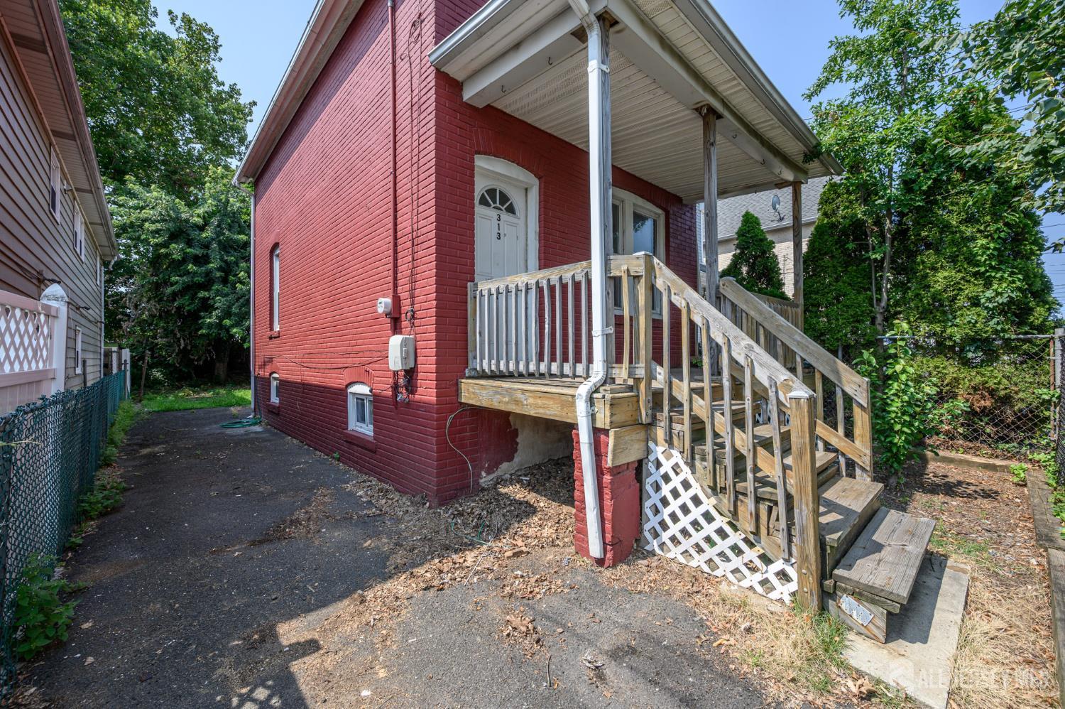 313 Wagner Avenue, Perth Amboy, NJ, 08861 image 23