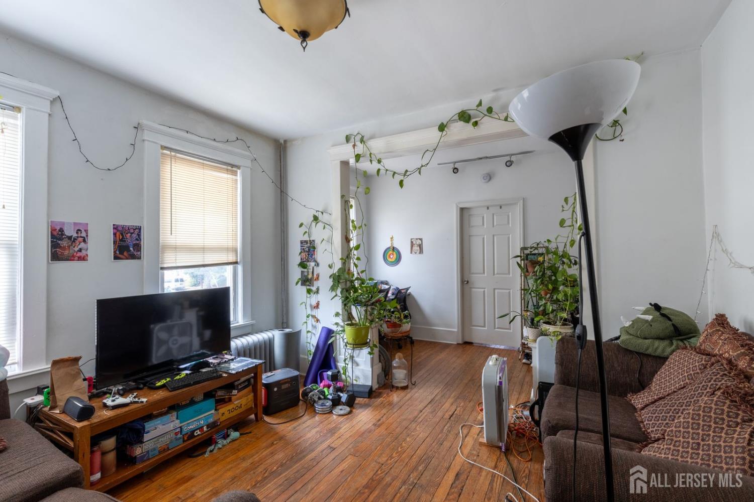 32 Suydam Street, New Brunswick, NJ, 08901 image 14