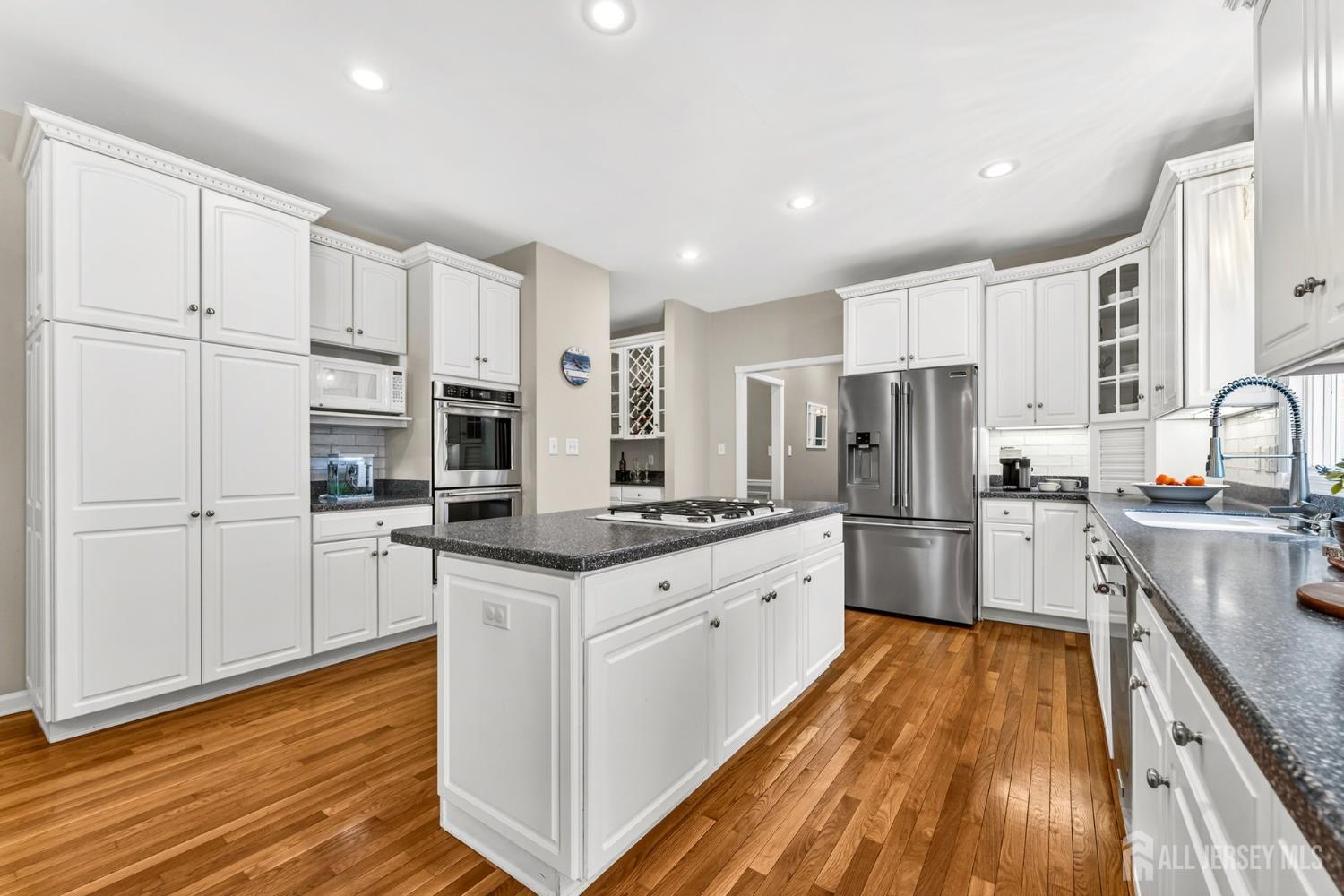 836 Atkinson Circle, Hillsborough, NJ, 08844 image 28