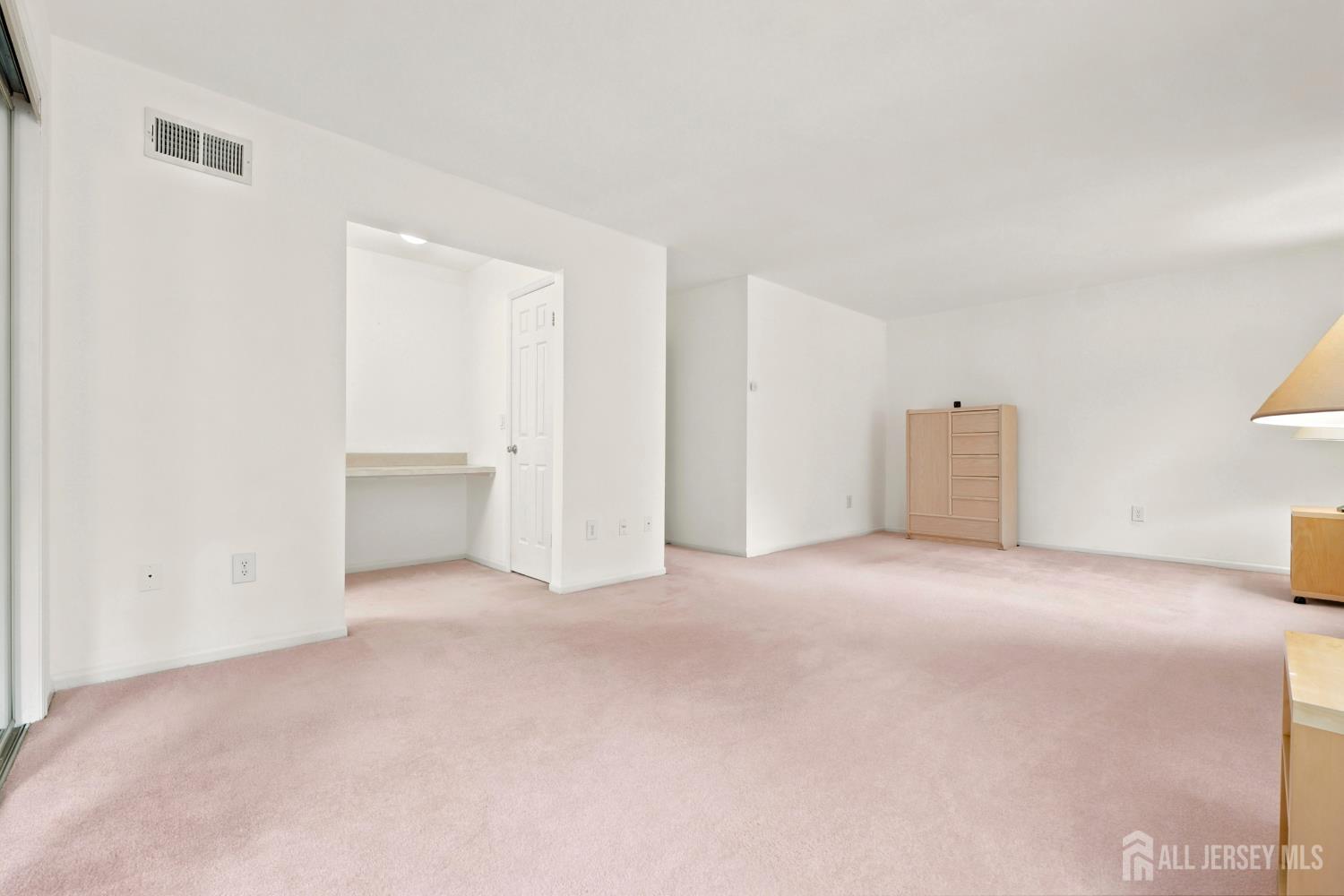 137 Redpine Loop, Old Bridge, NJ, 08857 image 24