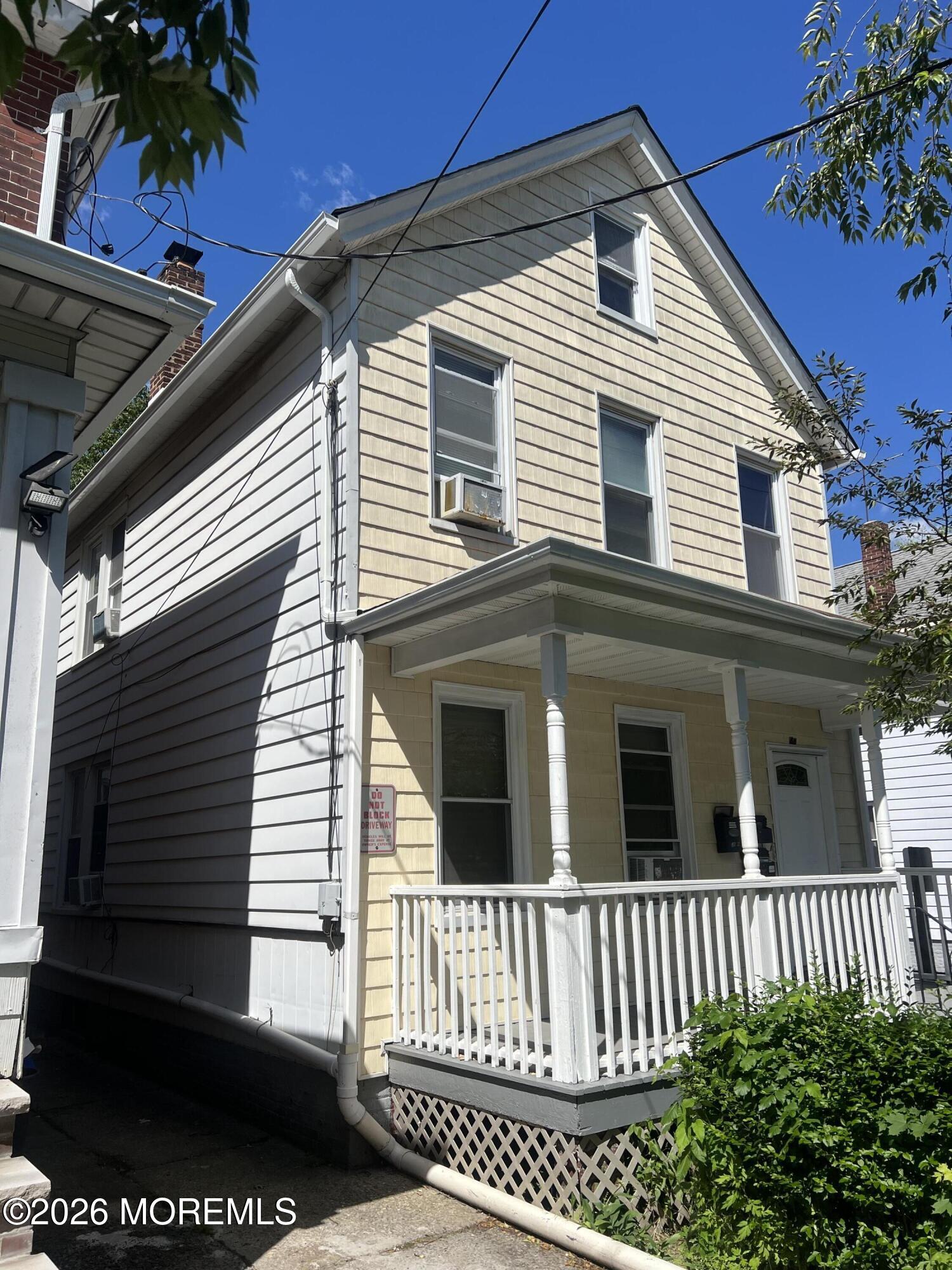 44 High Street Image 3