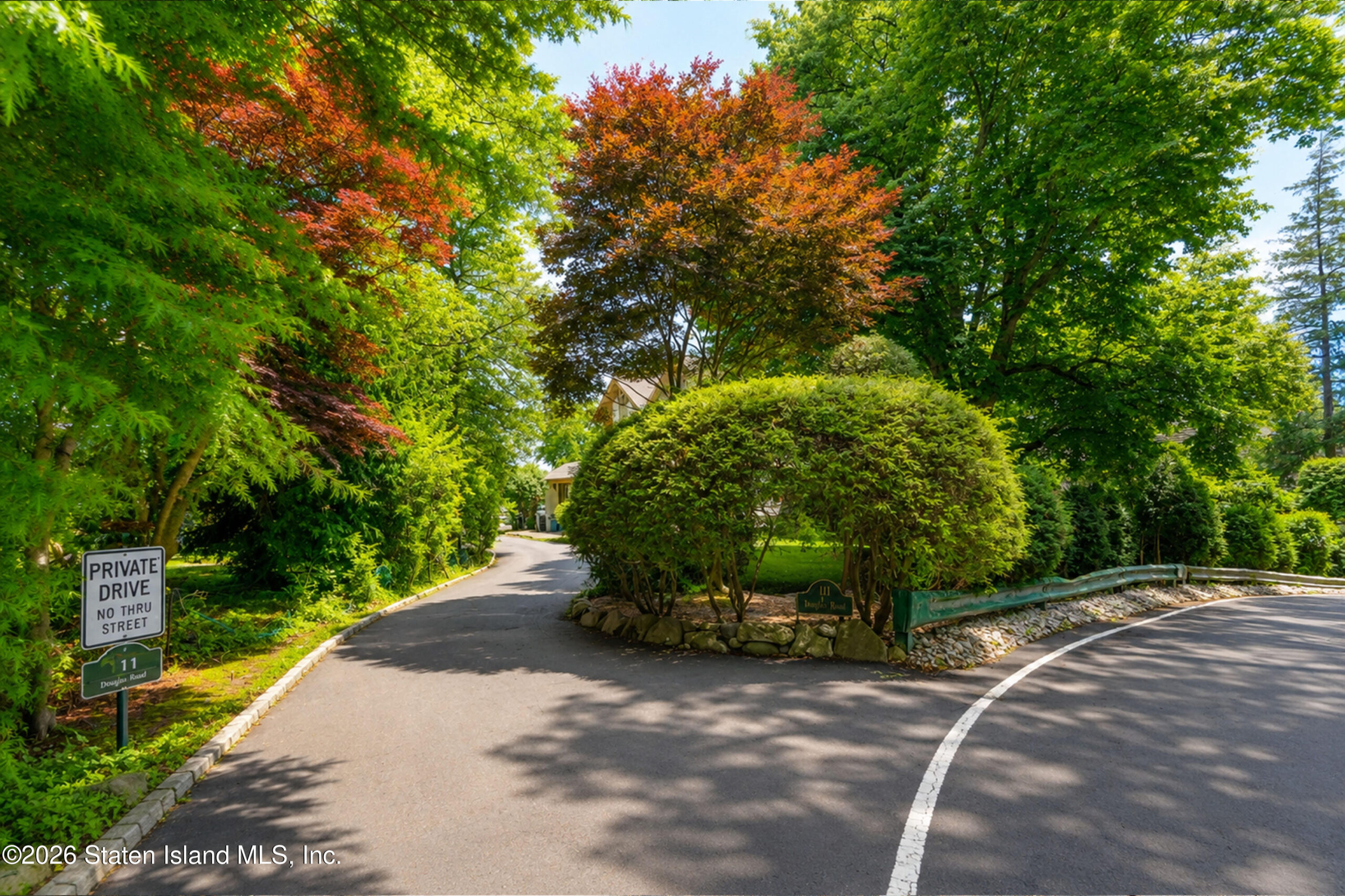 111 Douglas Road, Staten Island, NY, 10304 image 9