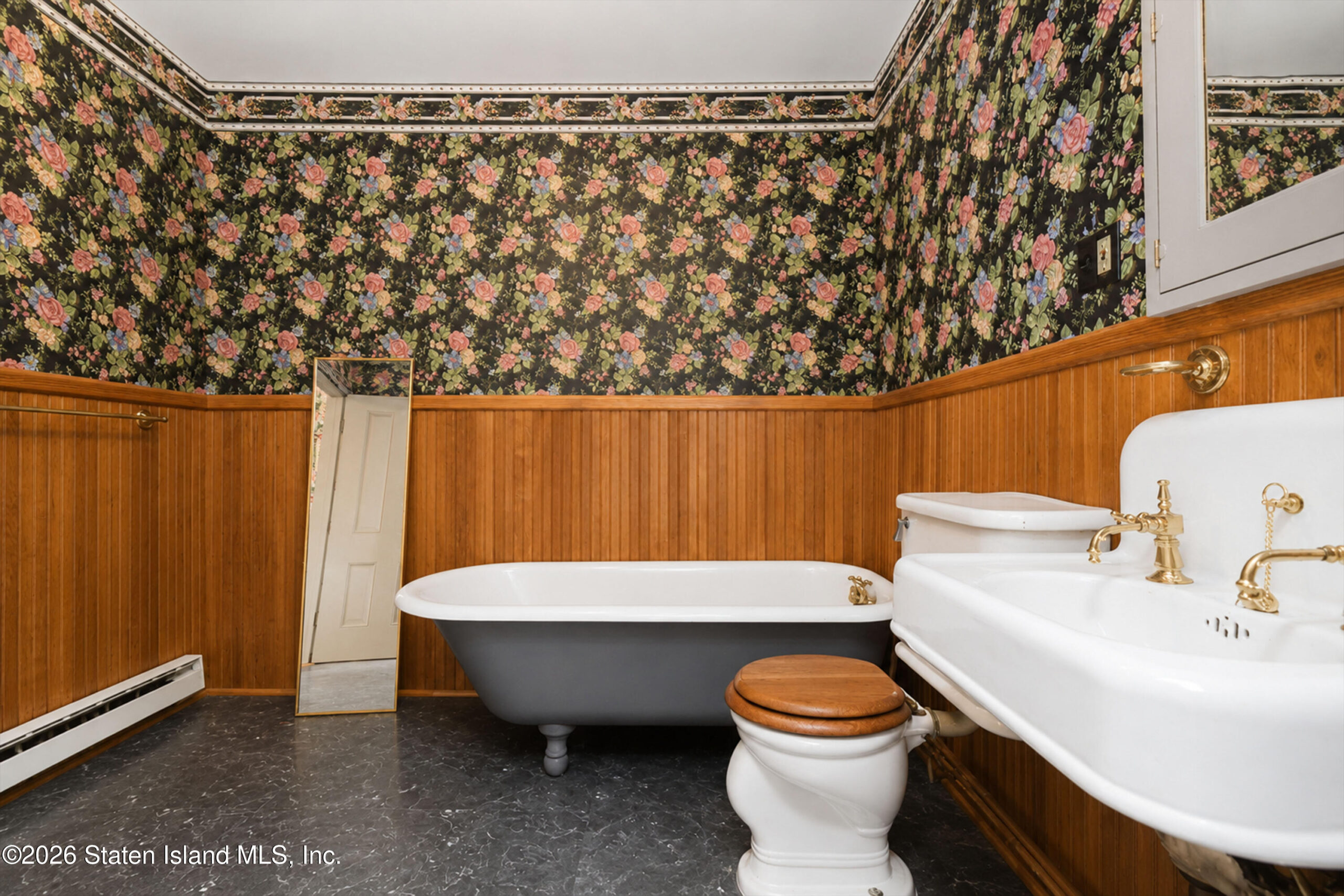 111 Douglas Road, Staten Island, NY, 10304 image 56