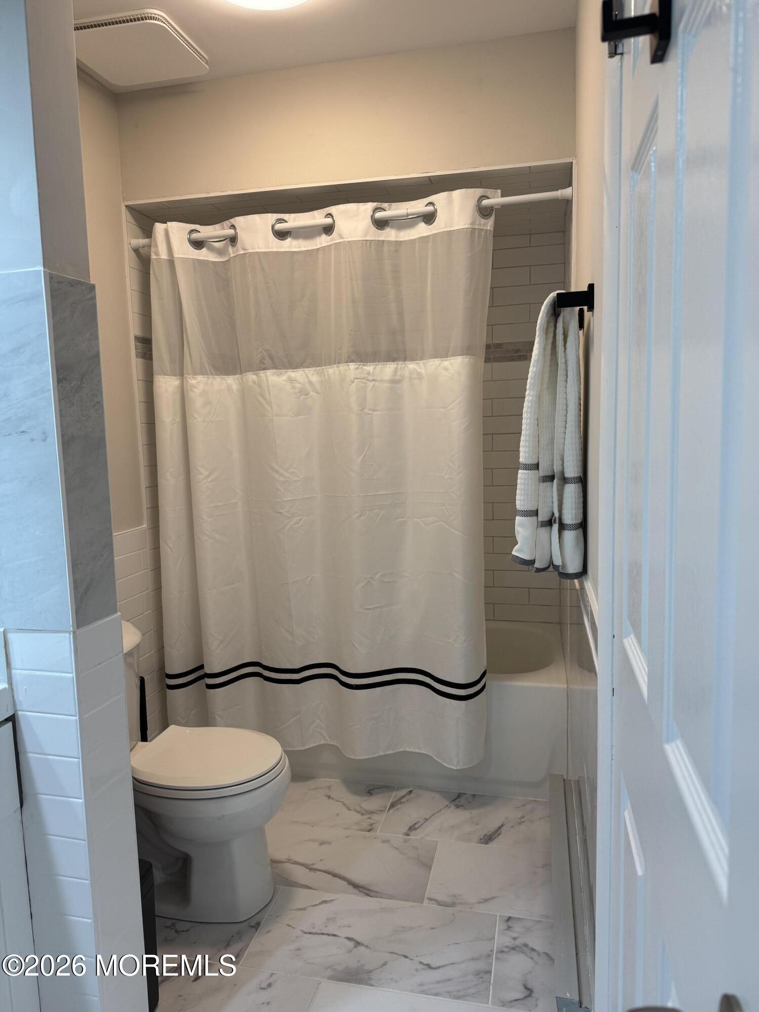105 W Amberly Drive G, Manalapan, NJ, 07726 image 15